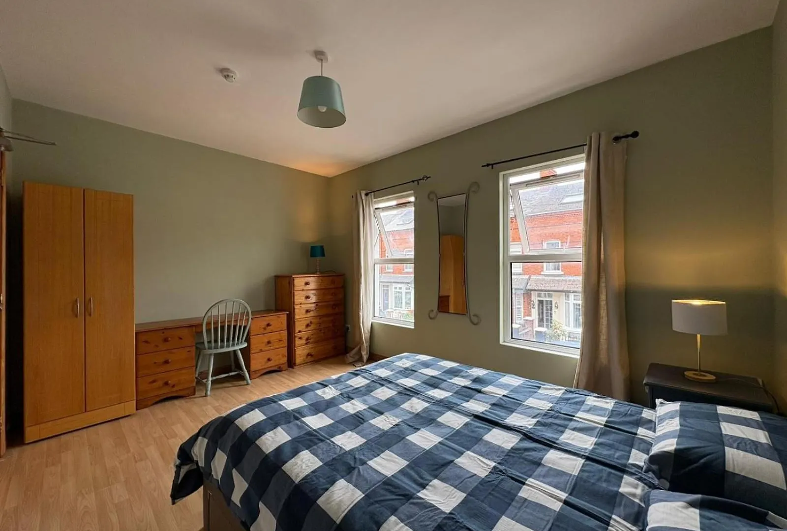 Fabulous Central Belfast Large 4 Bedroom Townhouse - Off Street Parking Regno Unito